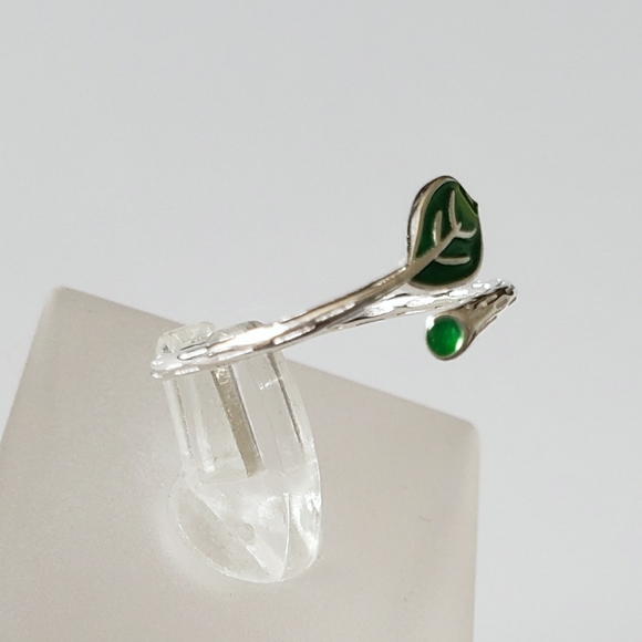 Artisan Sterling Leaf Ring - Picture 5 of 8